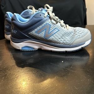 New Balance 847 V4 Walking Shoe Womens 9W